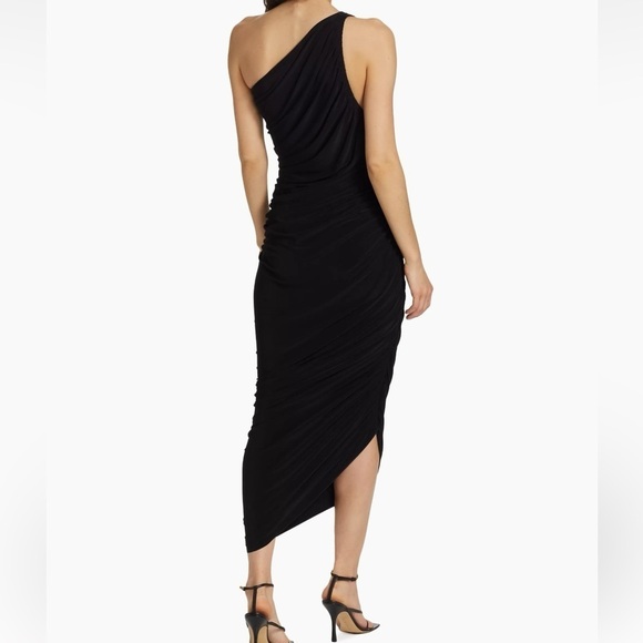 NORMA KAMALI Black One Shoulder Ruched Dress - Picture 5 of 9